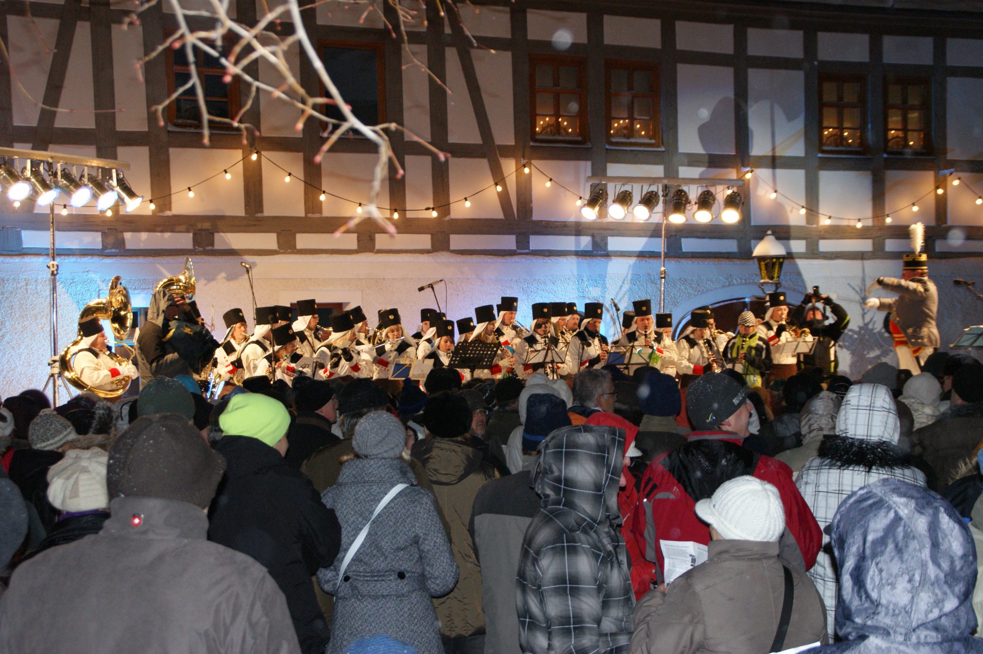Adventssingen im Rittergut mit den Musikkorps Olbernhau
